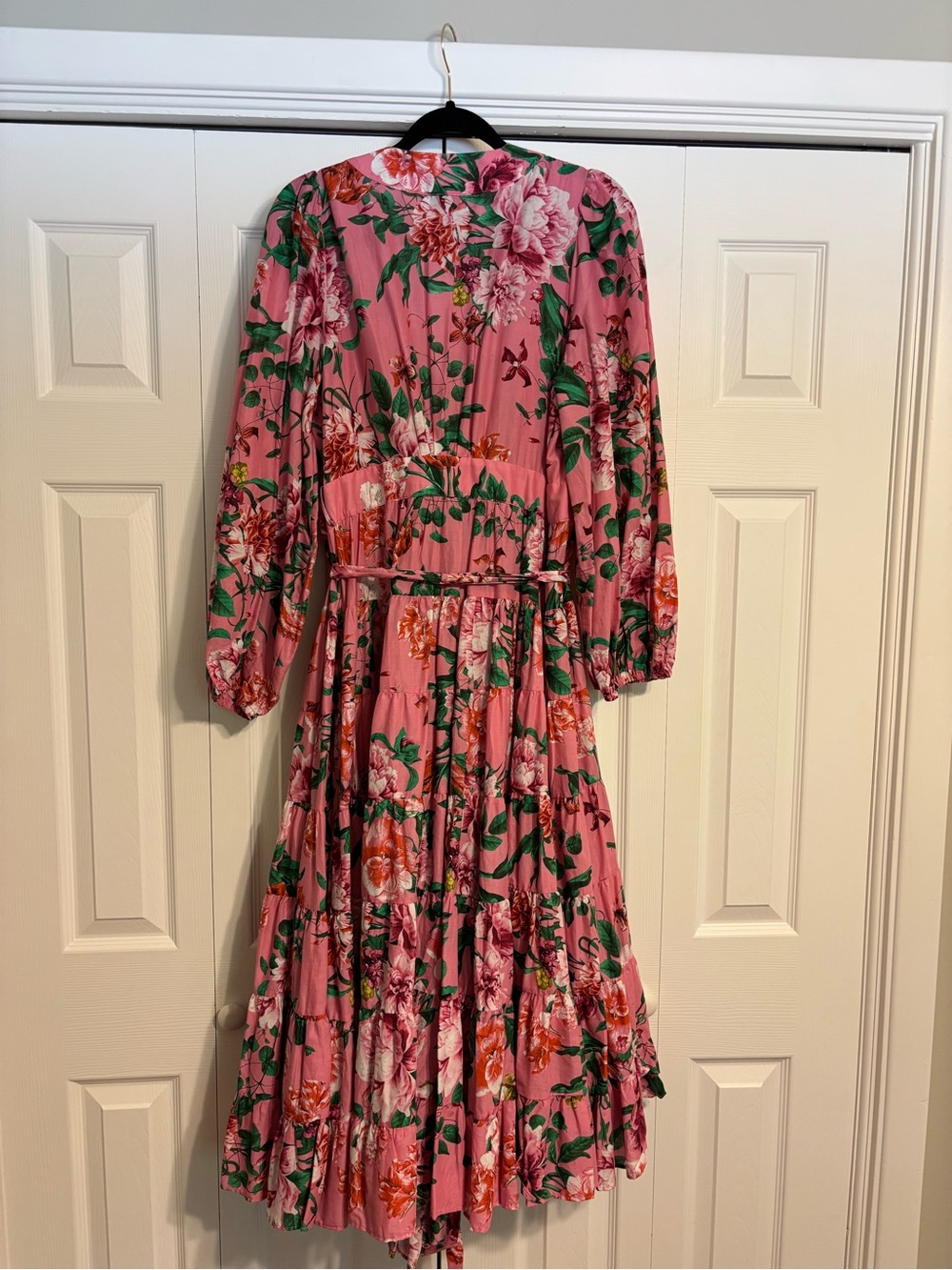 Gibson Latimer Pink Floral Long Sleeve Tiered Midi Dress